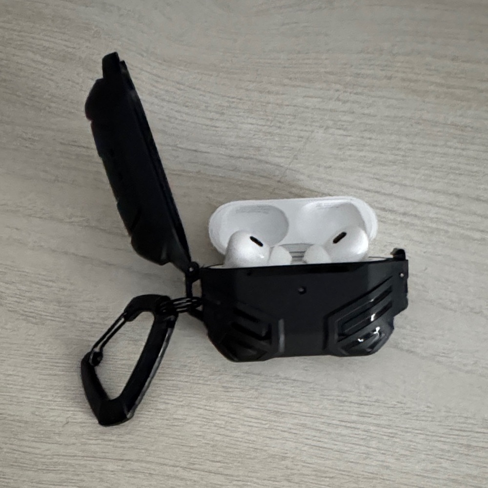 Apple Air Pods Pro 2 w/ MagSafe Charging Case EUC